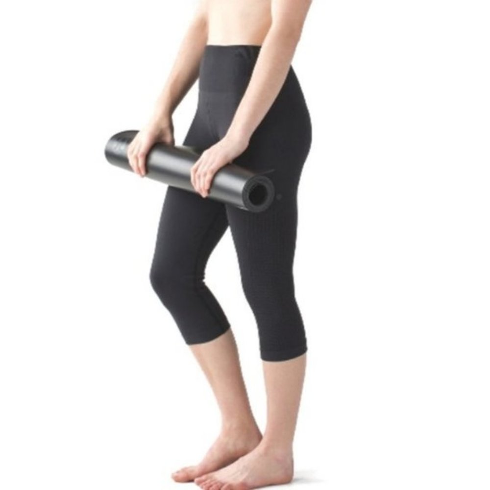 Lululemon Flow and Go Seamless Crop Hi-Rise